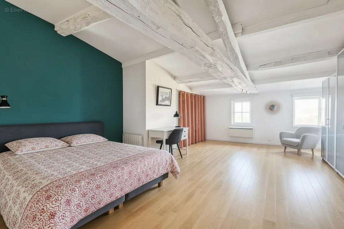 Appartement à SAINTES