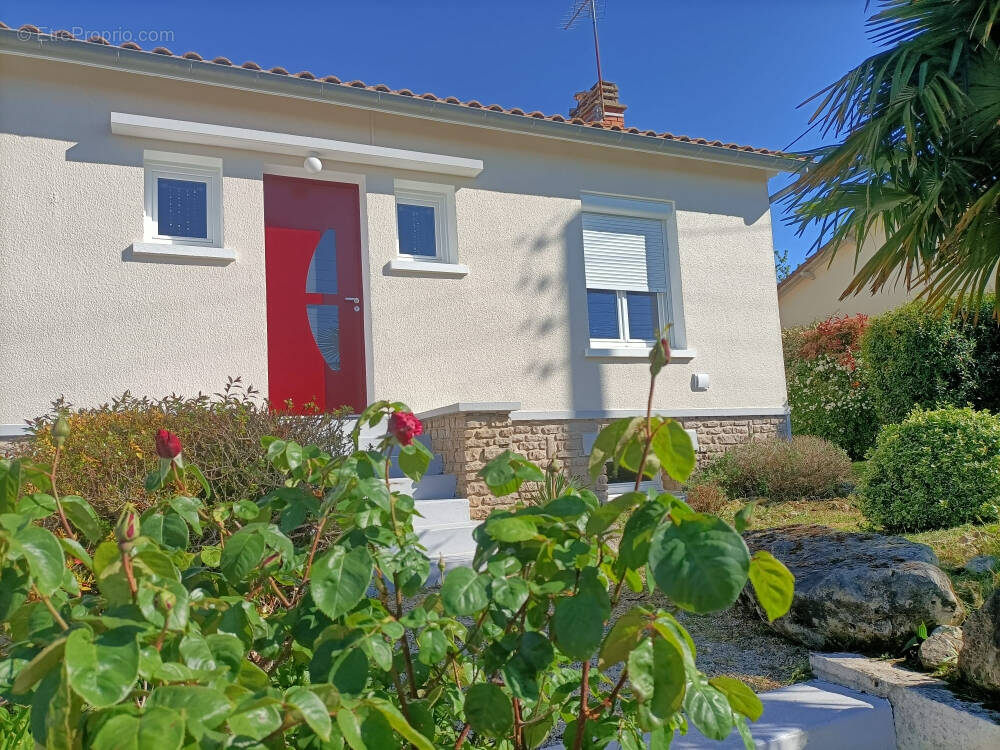 Maison à ECHIRE