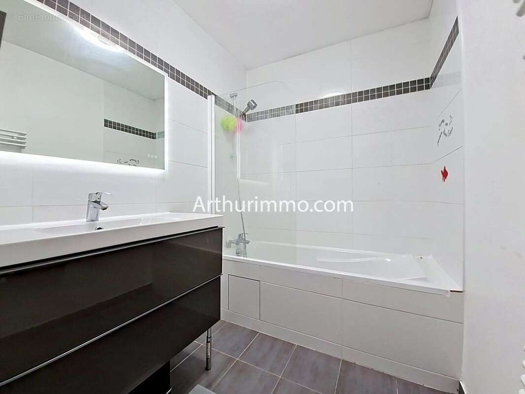 Appartement à LIMEIL-BREVANNES