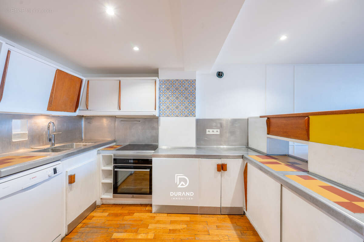 Appartement à MARSEILLE-8E