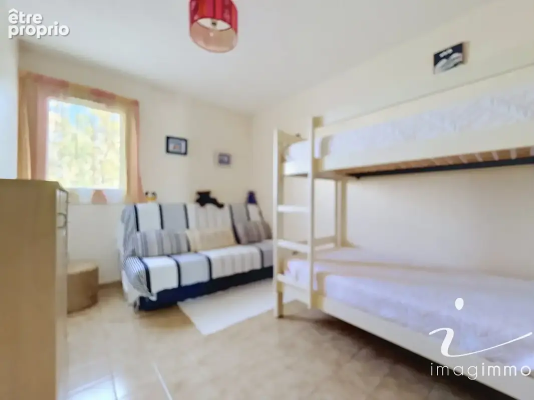 Sur le port confortable 3 pieces avec parking securise interieur - photo 8