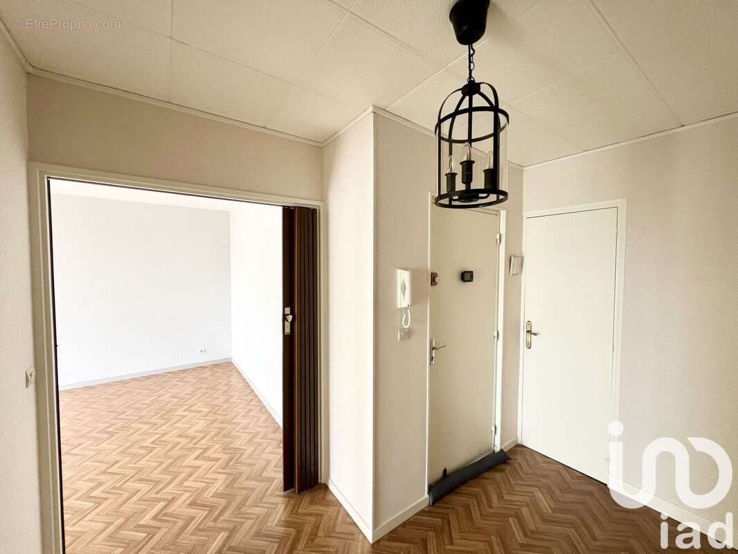 Photo 3 - Appartement à CHARTRES