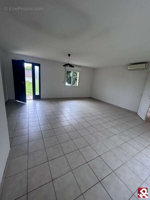 Maison à LA SOUTERRAINE