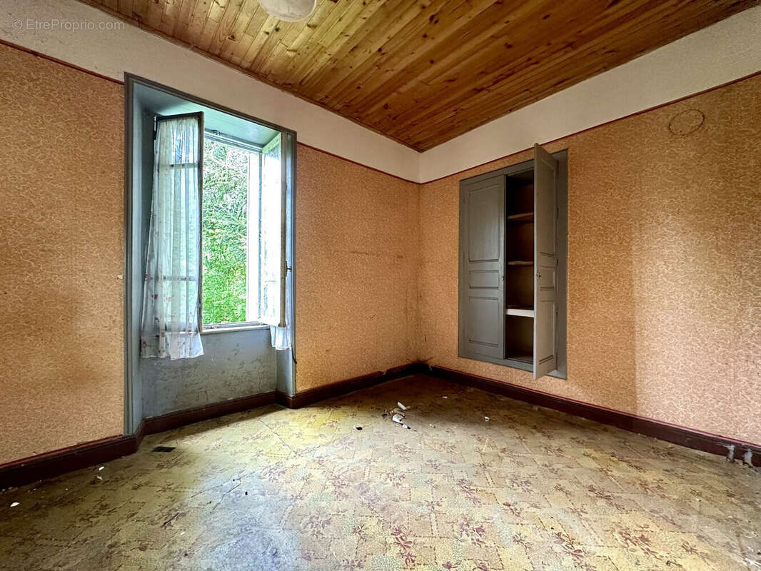 Maison à MESSEIX
