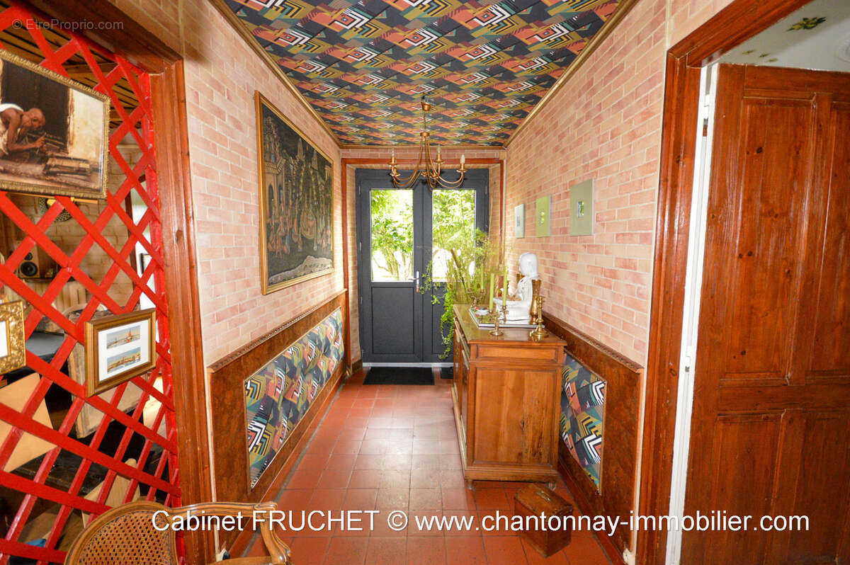 Maison à LES HERBIERS