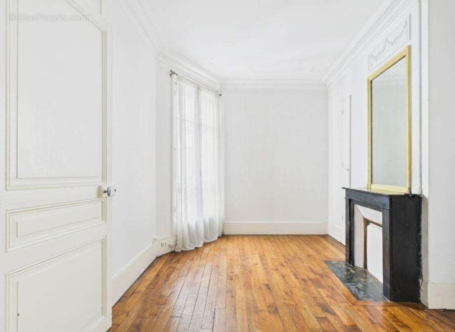 Appartement à PARIS-19E