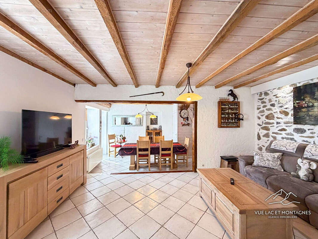 Maison à BALLAISON