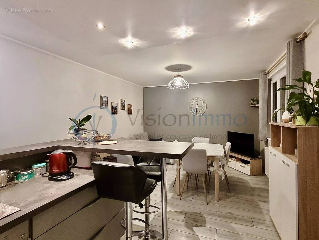 Appartement à MORTEAU