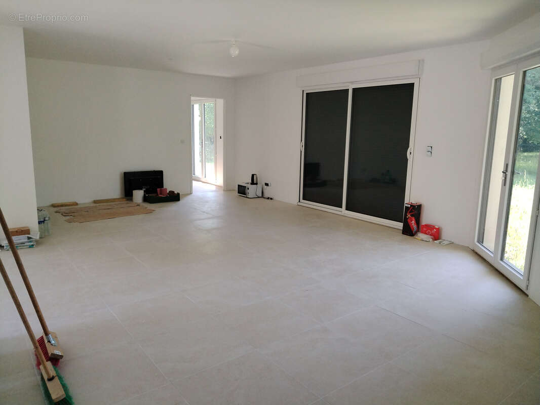 Maison à MONTPON-MENESTEROL