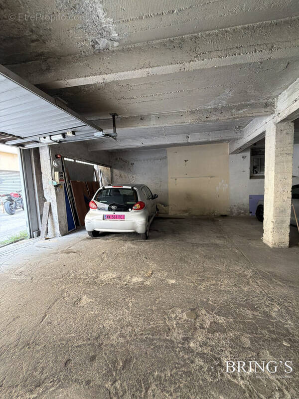 Parking à NICE