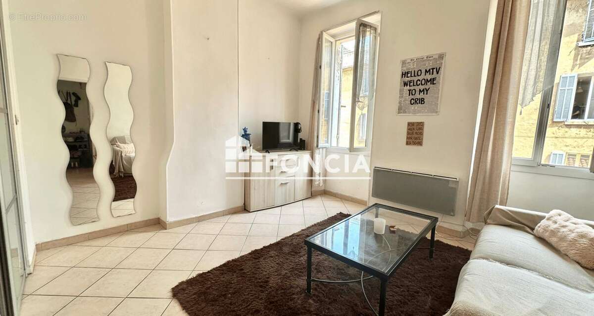 Appartement à MARSEILLE-7E