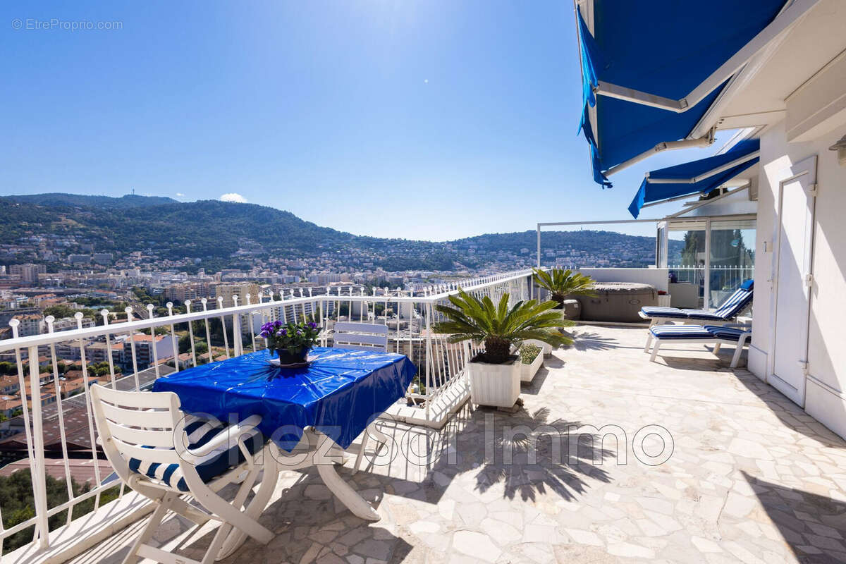 Appartement à NICE