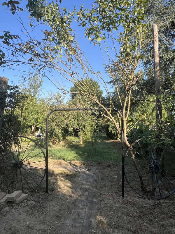 Maison à COULANGES-LES-NEVERS