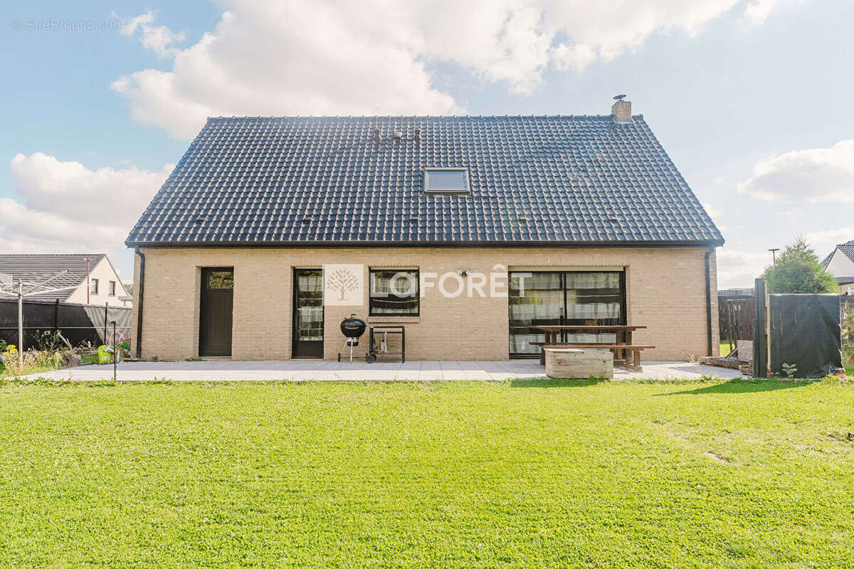 Maison à GOUY-SOUS-BELLONNE