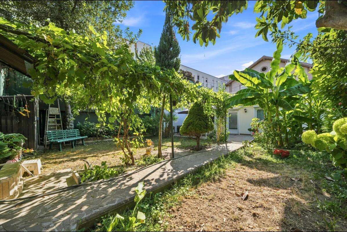 Maison de 5 pièces de 129 m² à Alfortville - photo 12