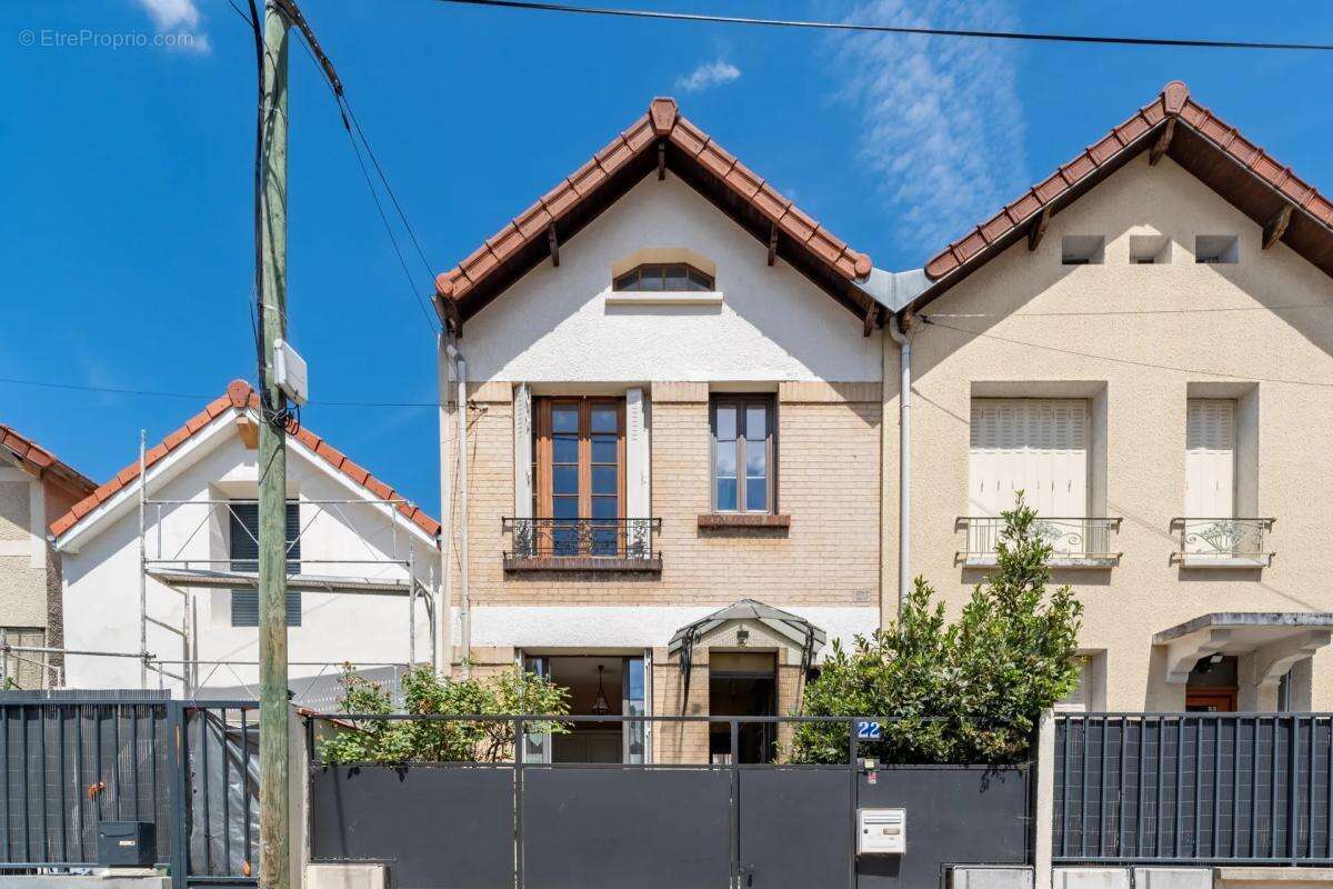 Maison à COLOMBES