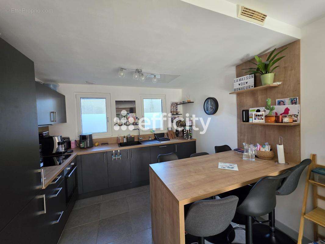 Appartement à SAINT-GERMAIN-AU-MONT-D&#039;OR