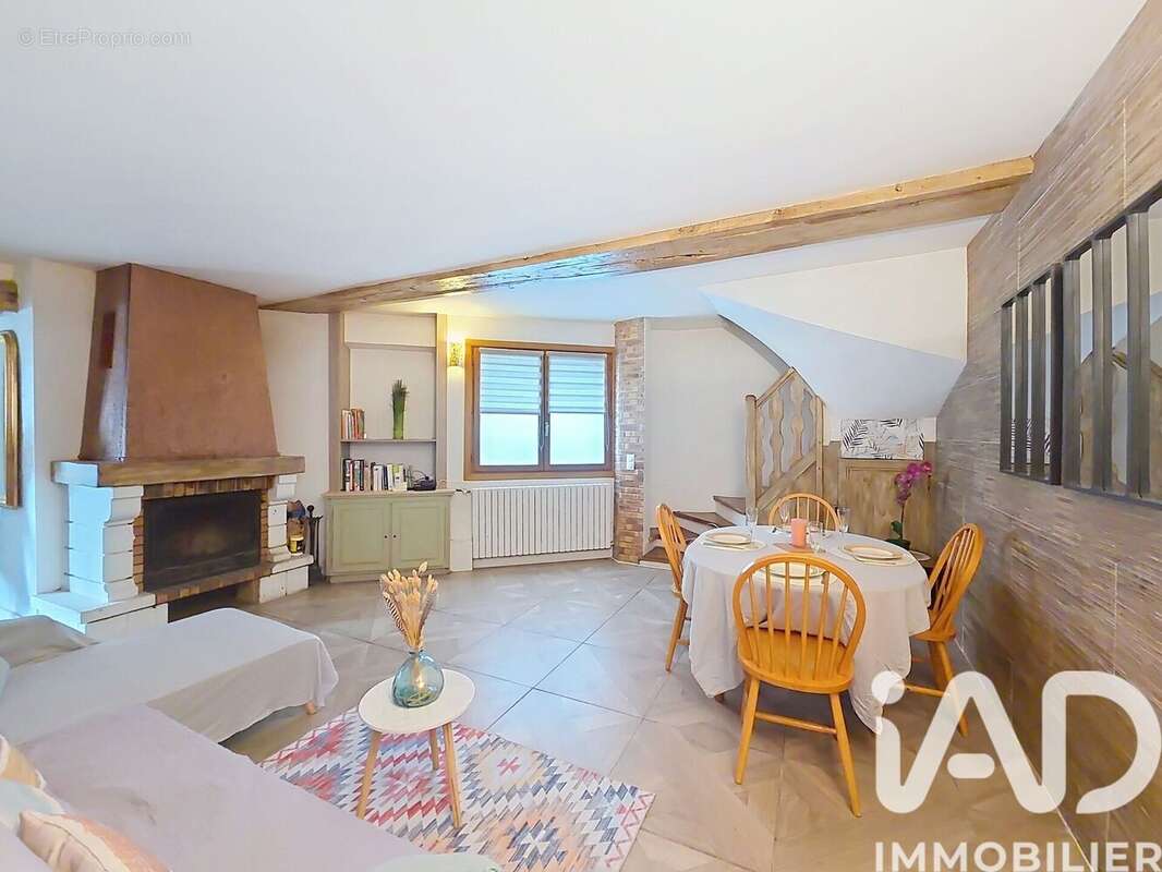 Photo 2 - Maison à SEPTEUIL