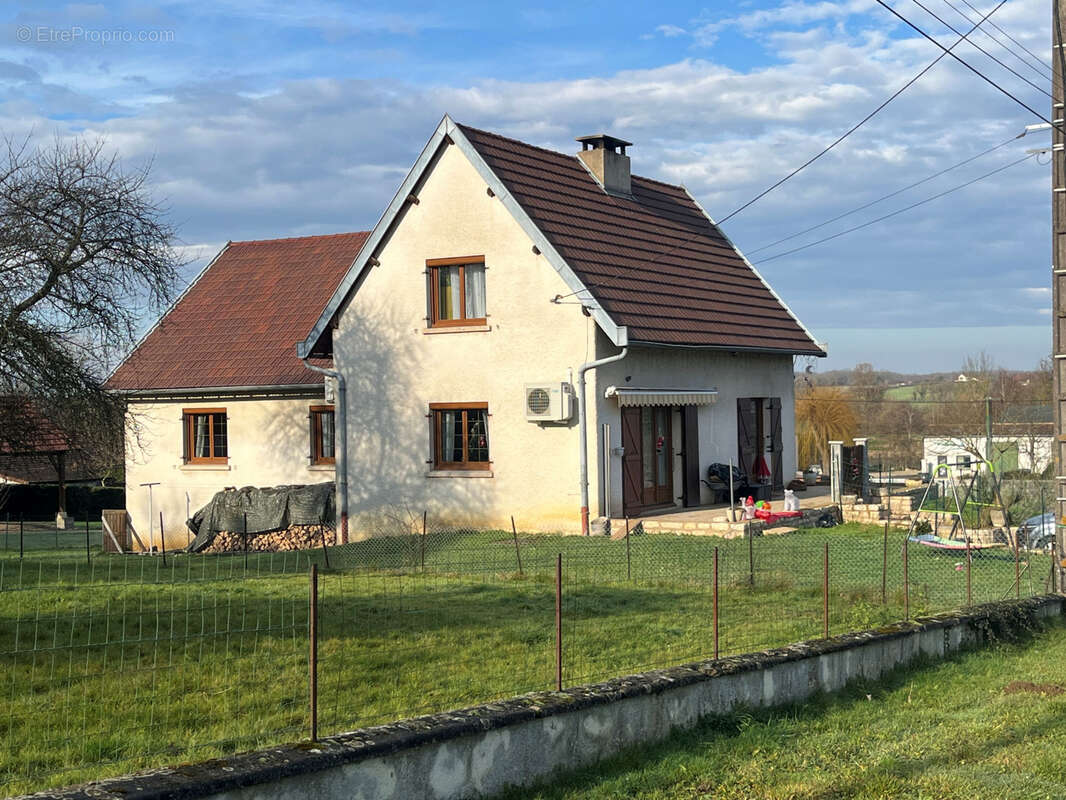 Villa six chambres et piscine - photo 2