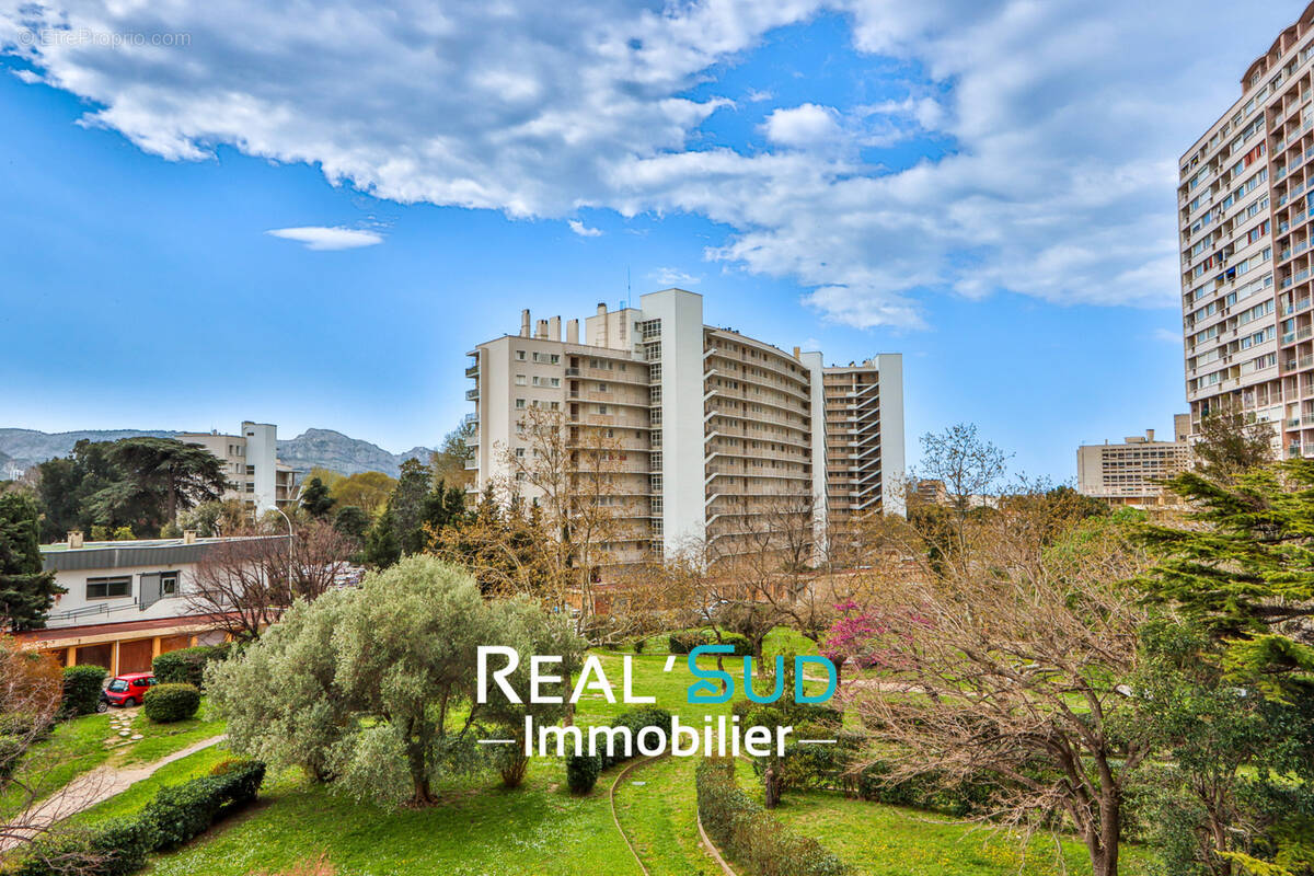 Appartement à MARSEILLE-9E