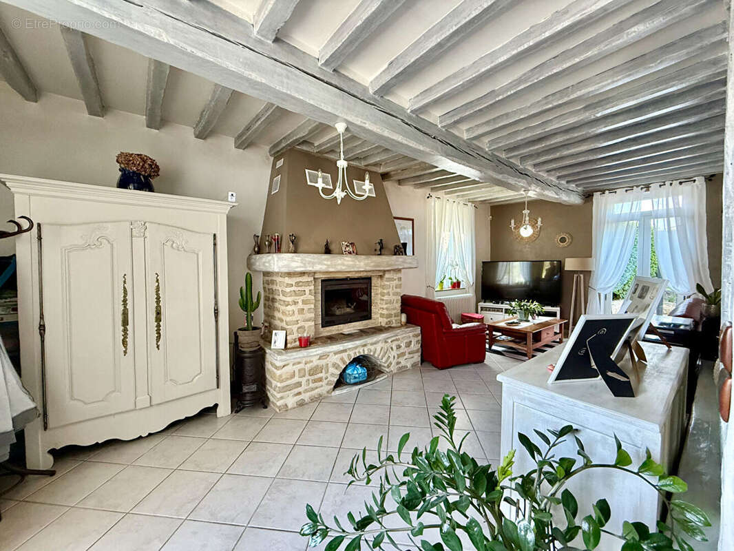 Maison à SAINTE-GENEVIEVE