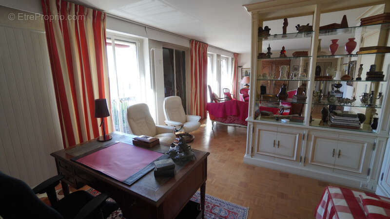 Appartement à ENGHIEN-LES-BAINS