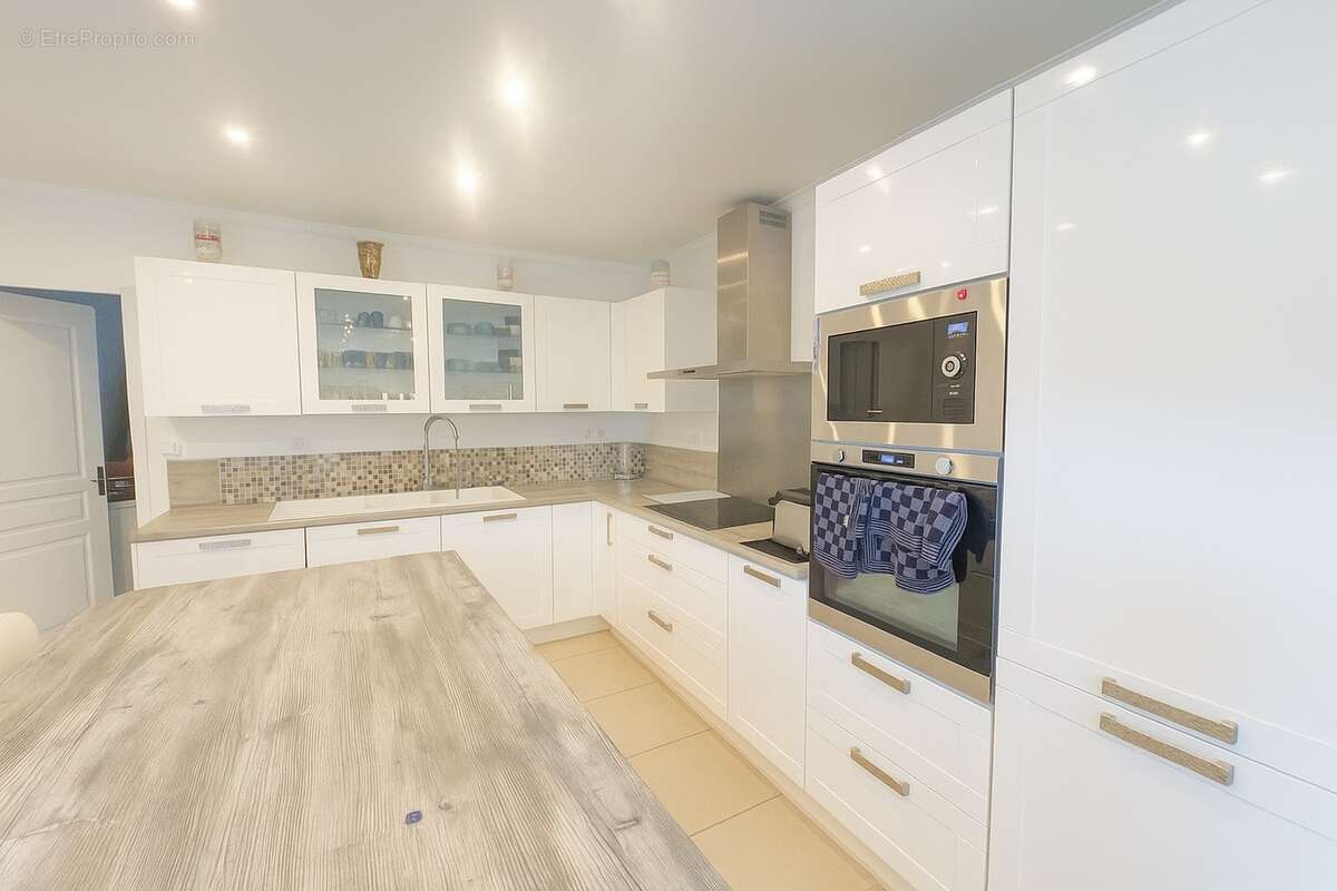 Maison à SAINTE-GENEVIEVE