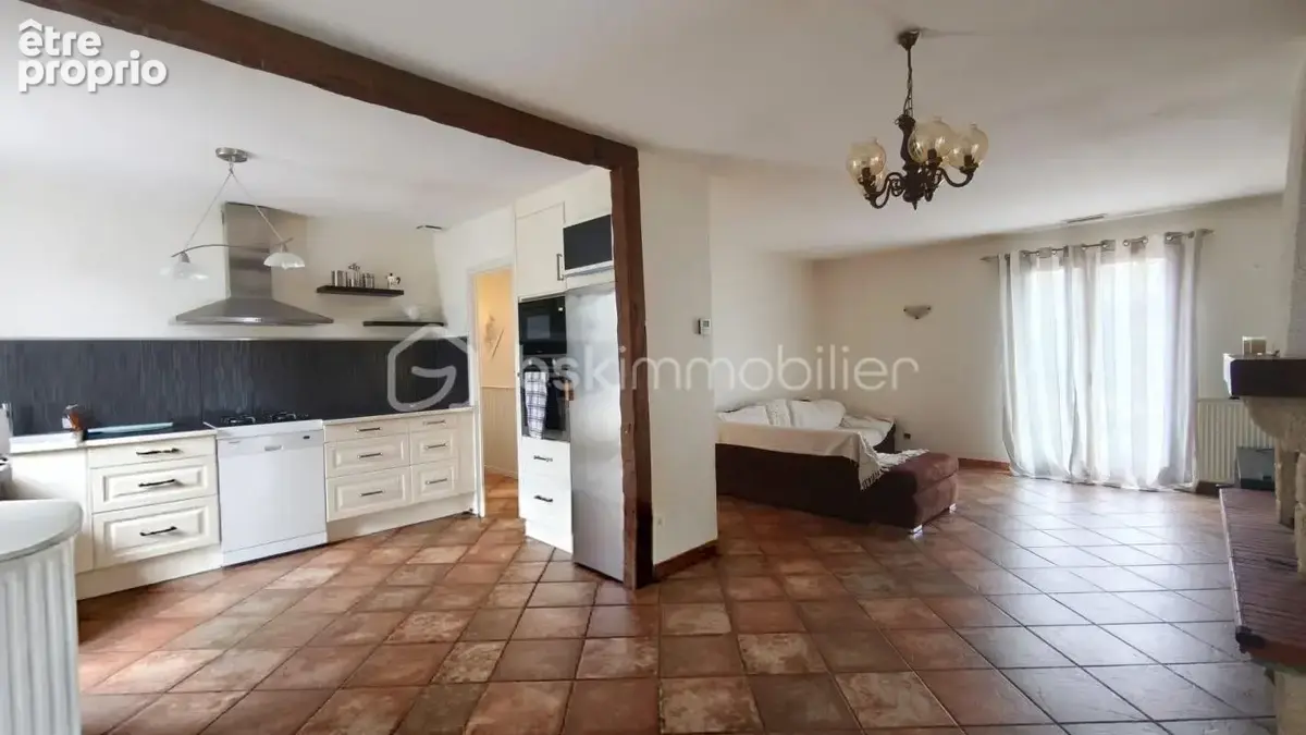 À vendre, maison de plain-pied en parfait état à Ardiège - photo 3