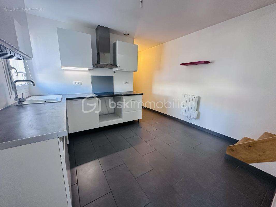 Appartement à BUSSY-SAINT-GEORGES