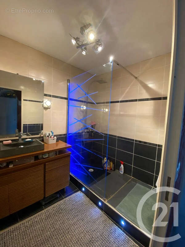 Appartement à MARSEILLE-10E