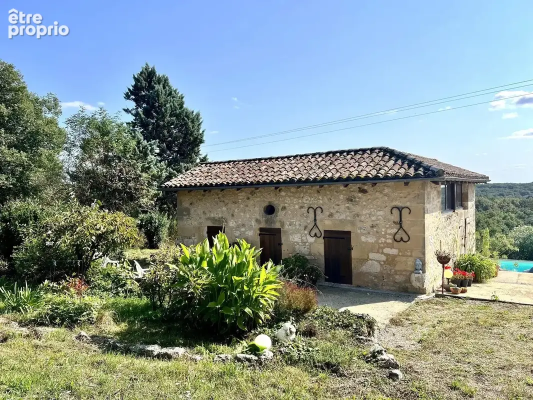 Maison 130 m² à Verdon  - photo 2