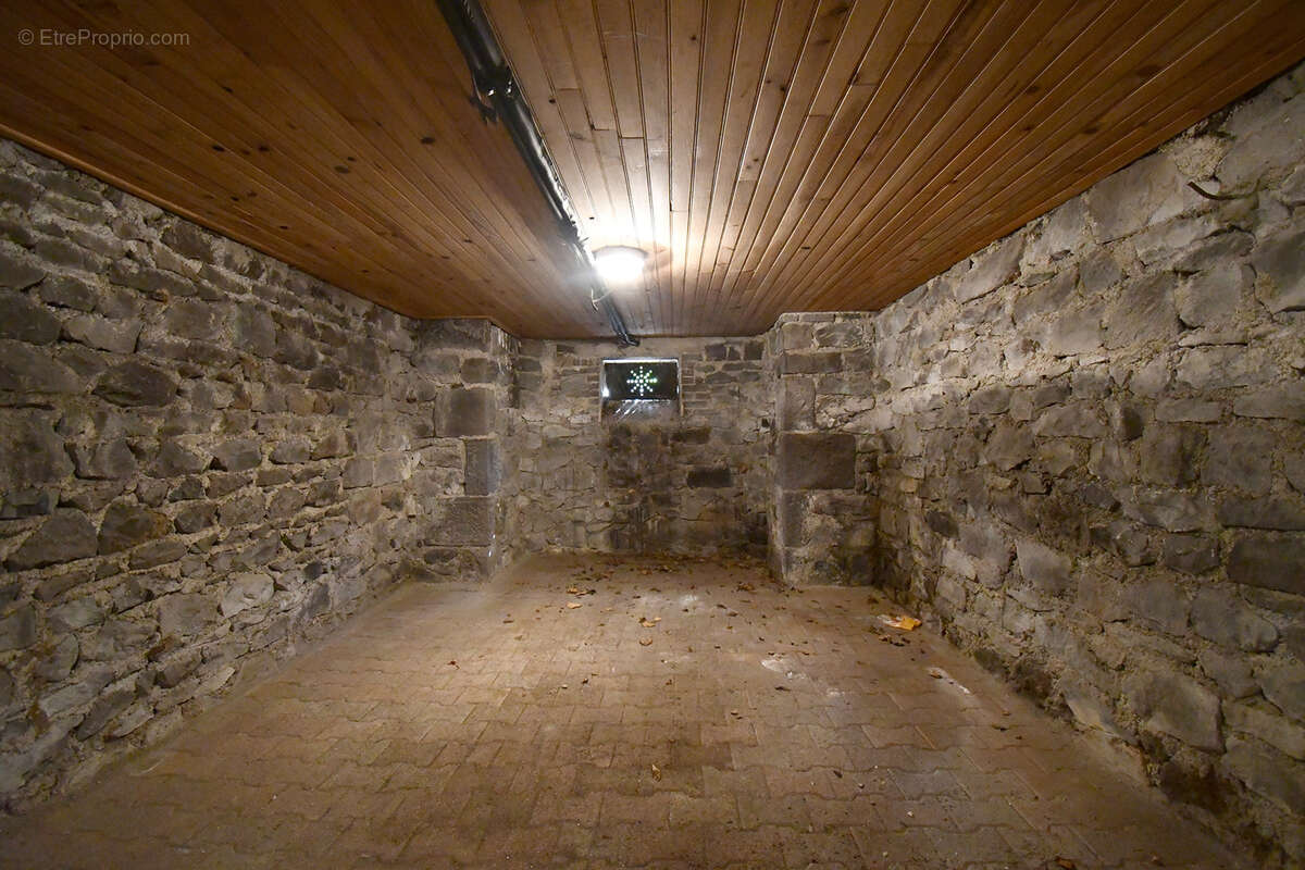 Maison à CLERMONT-FERRAND