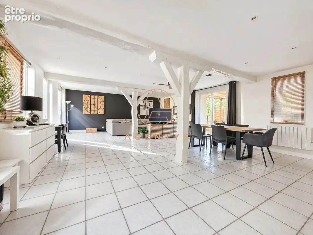 Maison 8 pièces 220 m² à vendre à Emerainville (77184) - photo 5