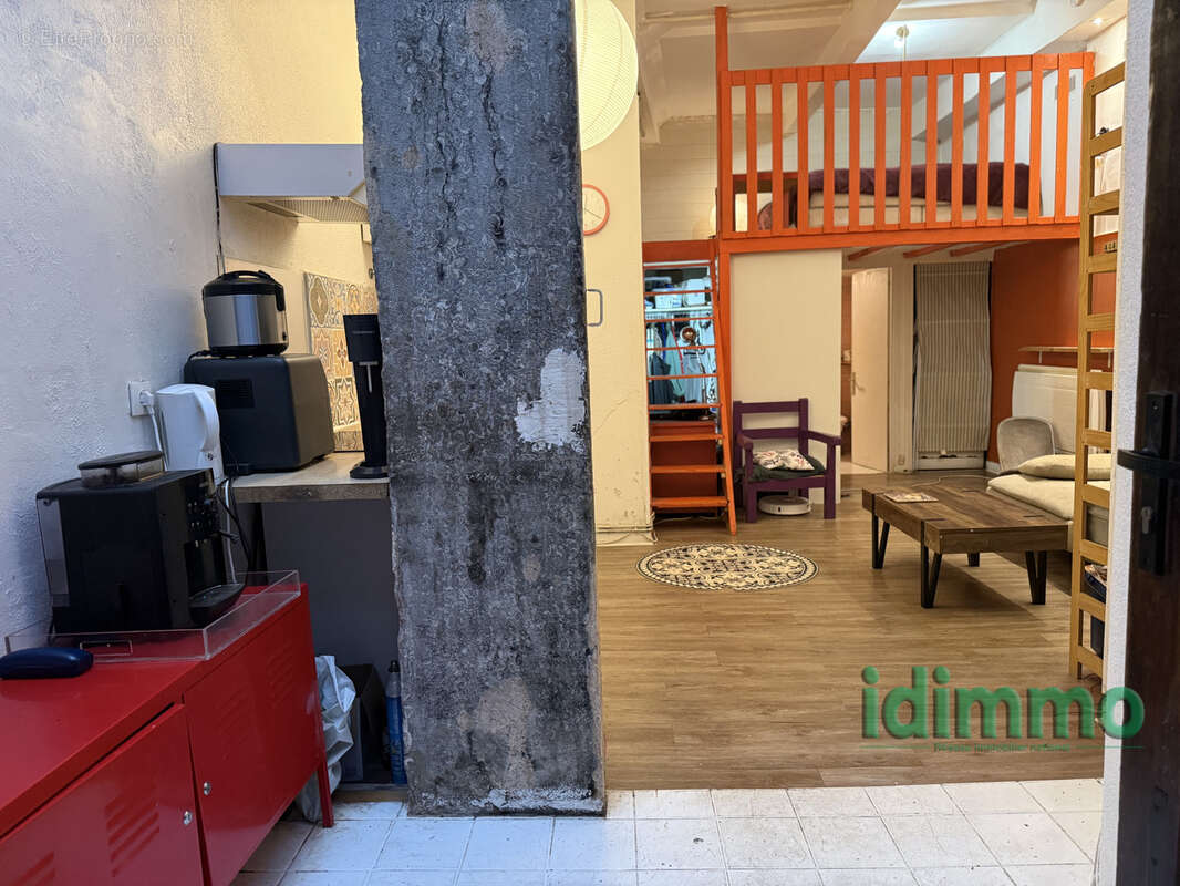 Studio avec Mezzanine LYON 1 Terraille Opéra - photo 2