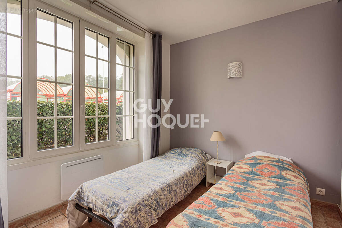 Appartement t3 bis avec parking a 5 min a pied de la plage - photo 6