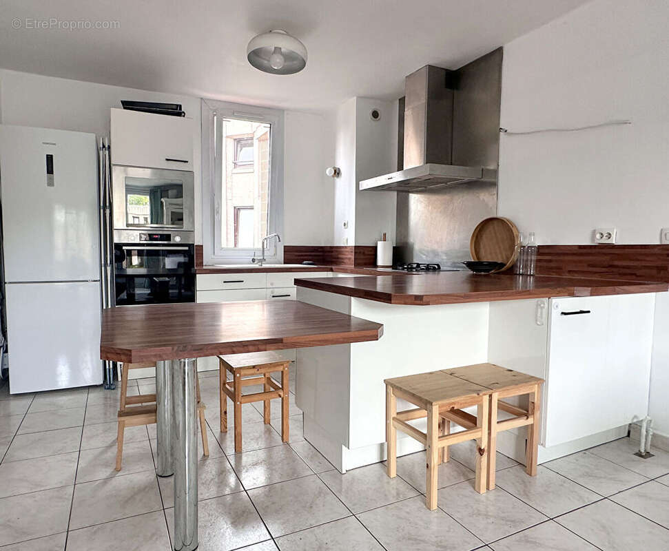 Appartement à MONTIGNY-LE-BRETONNEUX