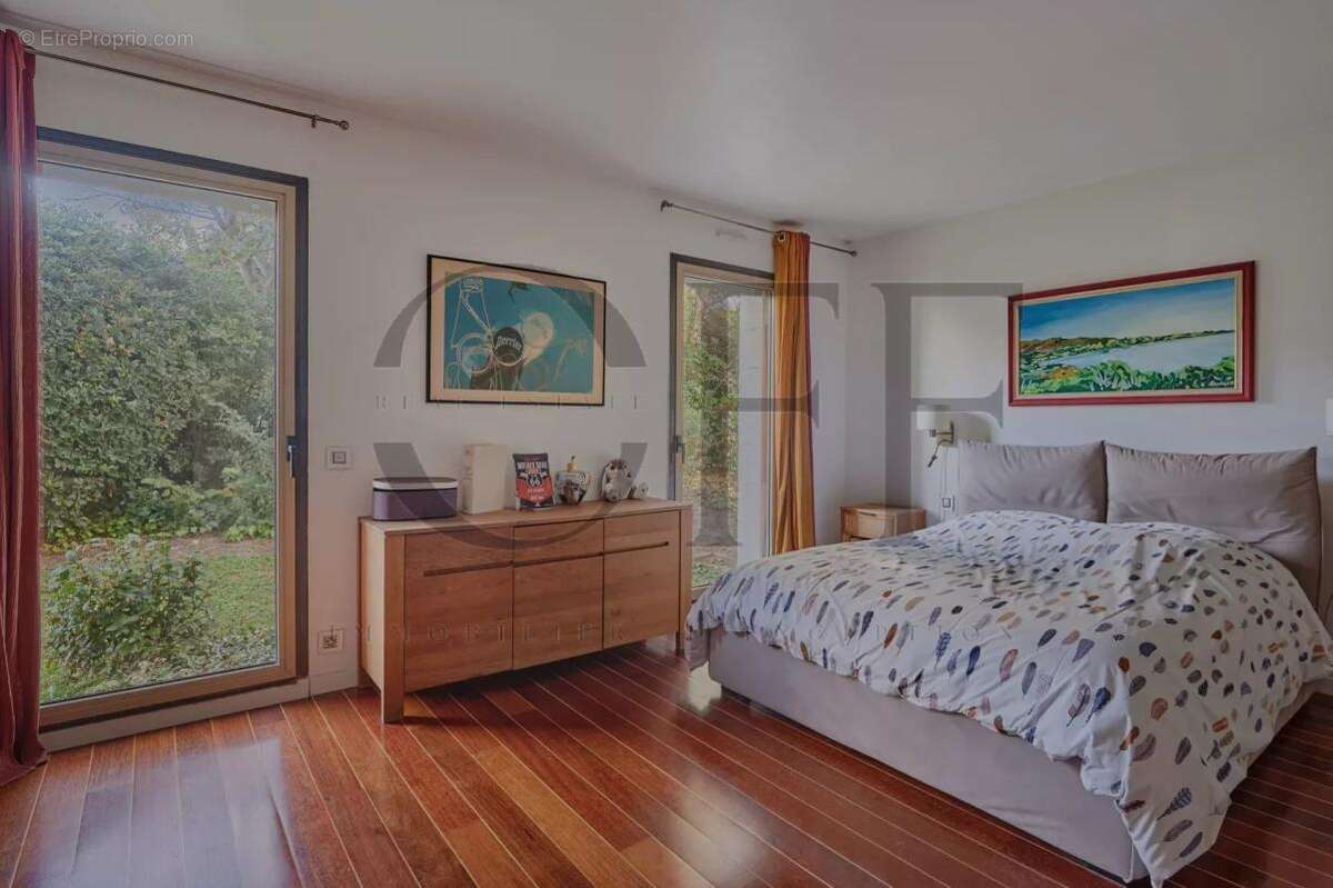 Appartement à MARSEILLE-7E