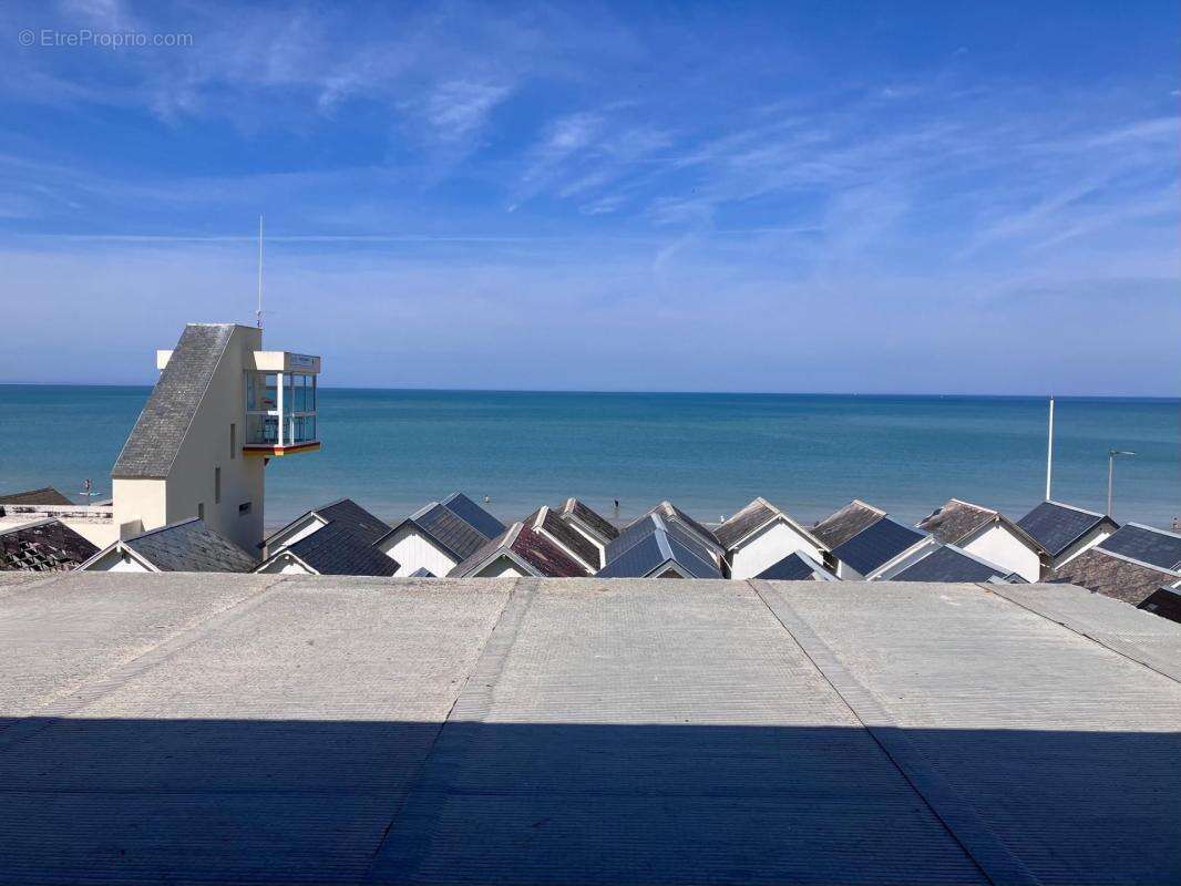 Appartement duplex de 21 m² rénové en front de mer - photo 3