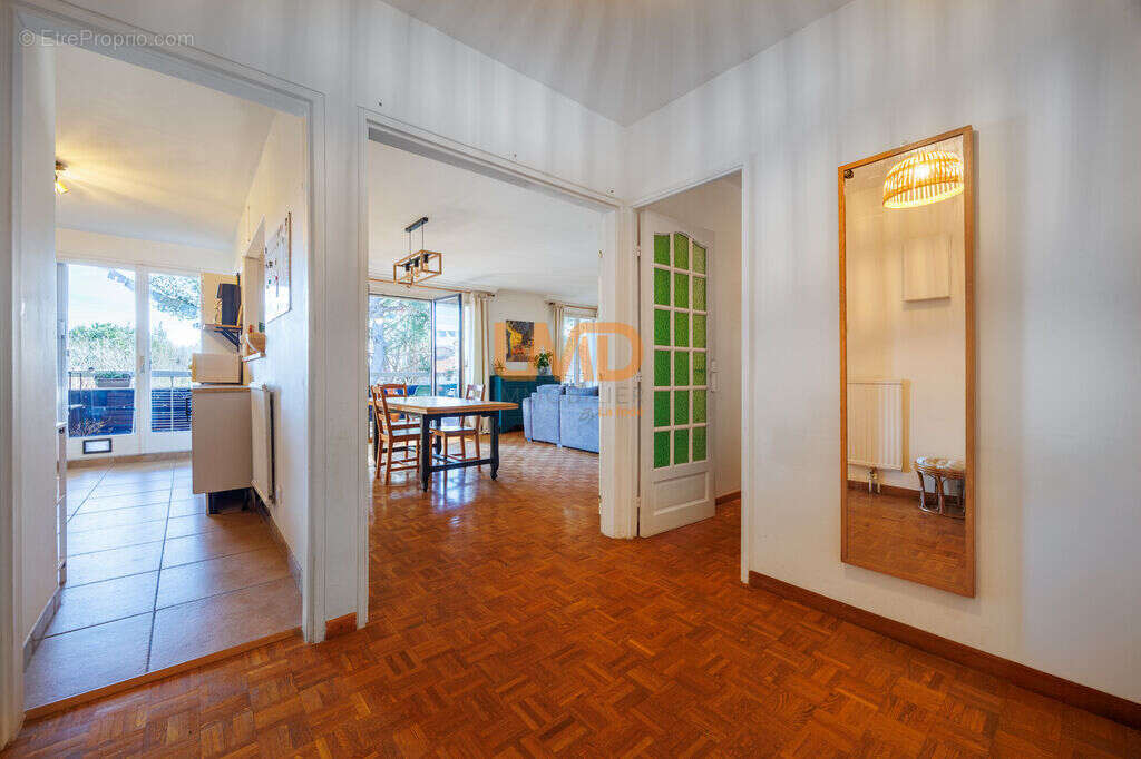 Appartement à MARSEILLE-12E