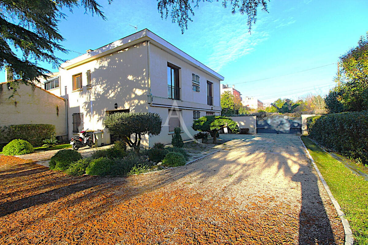 Maison à MONTAUBAN