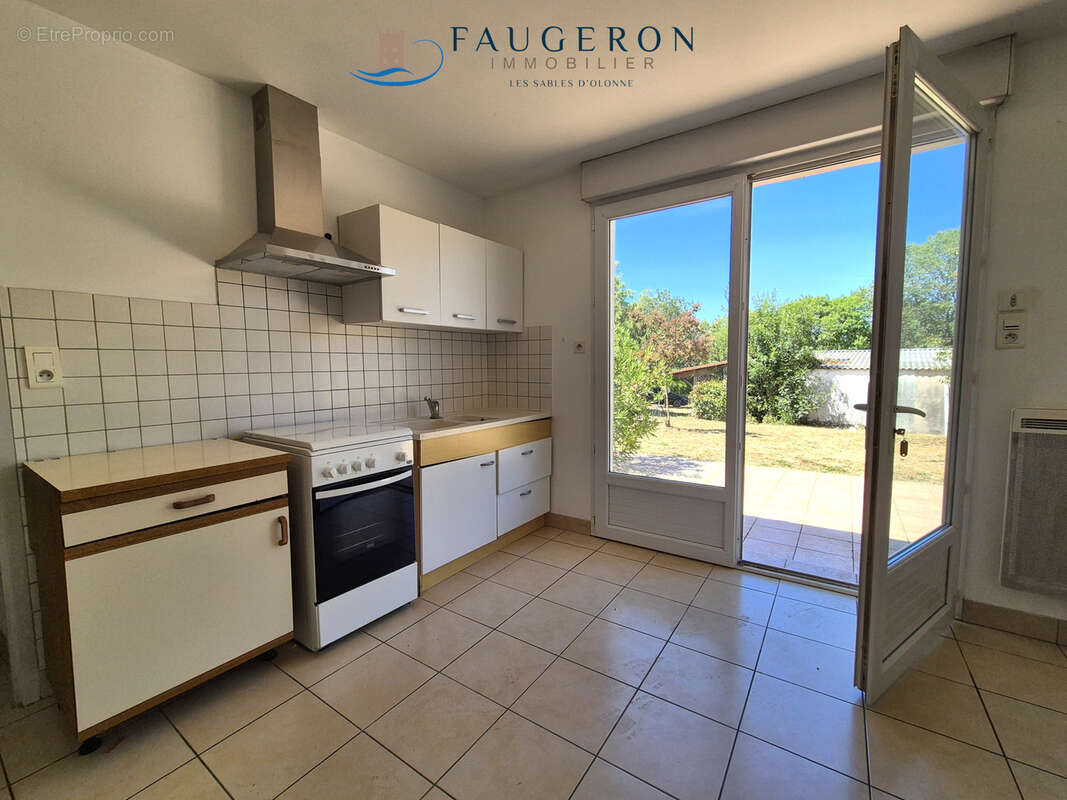 GROSBREUIL - Maison 103 m2 hab. + Terrasse & grand Jardin - photo 3