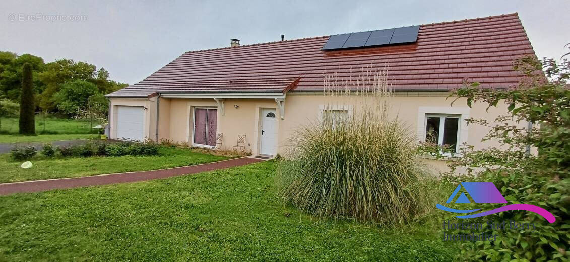 Maison à SAULZAIS-LE-POTIER