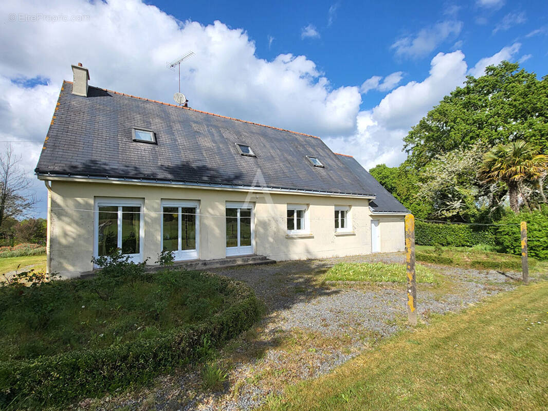 Maison à MARSAC-SUR-DON