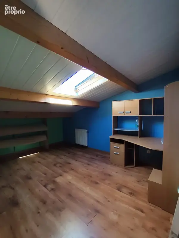 Maison en pierre avec dépendances et terrain - photo 4
