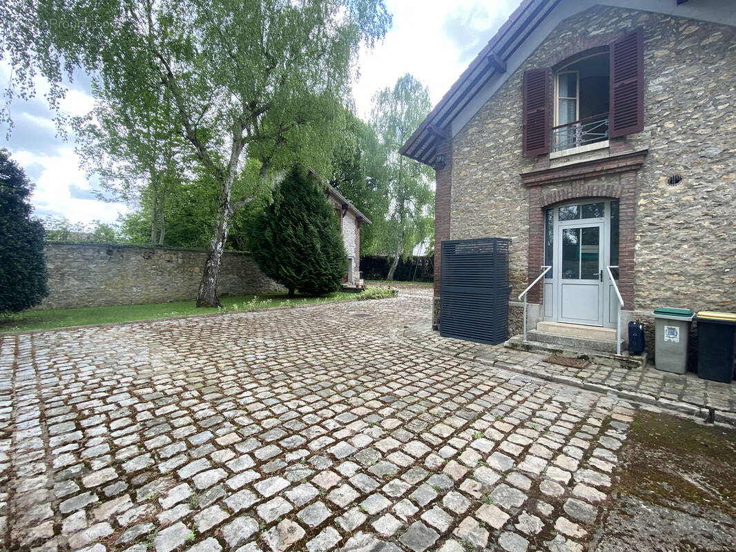 Maison à PLAILLY