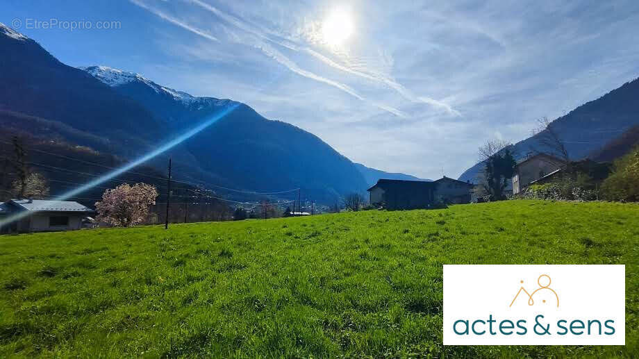 Terrain à SAINT-PAUL-SUR-ISERE