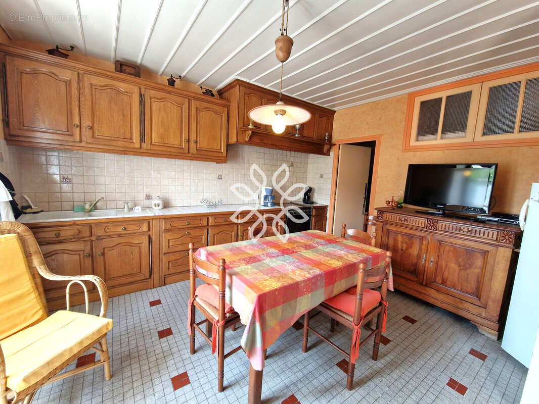 Maison à PEYRUSSE