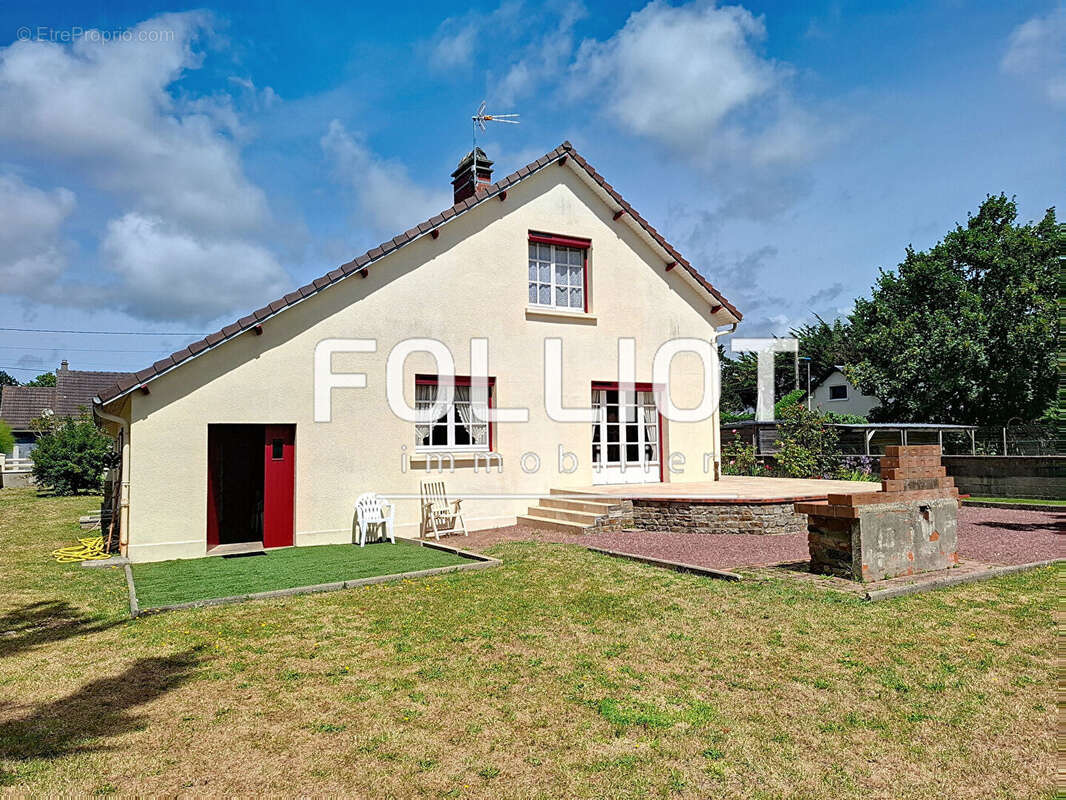 Maison à SAINT-GERMAIN-SUR-AY