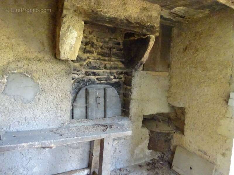 Maison à LA CLAYETTE