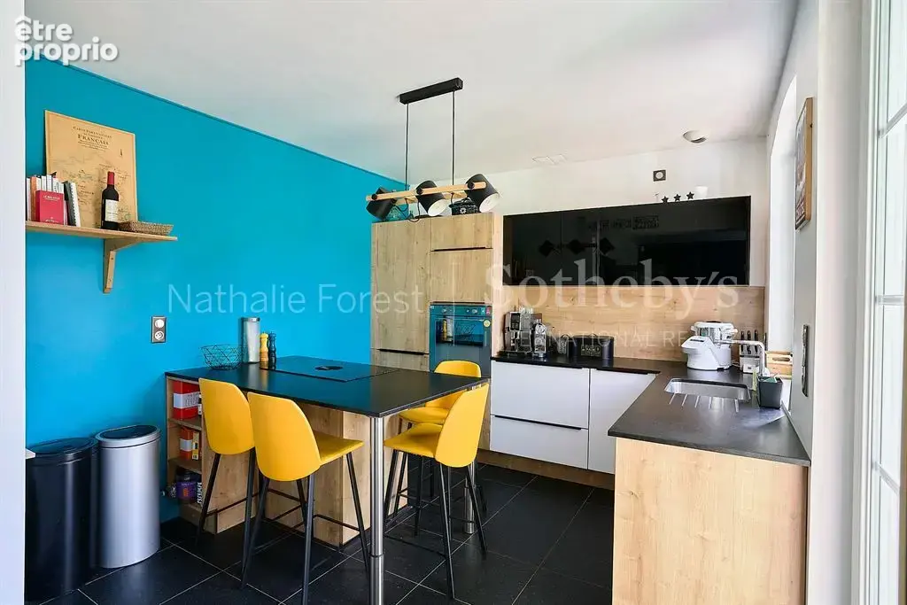 EN EXCLUSIVITÉ – VILLENEUVE-D’ASCQ  SART – Maison 5 chambres – Terrain 1 094 m² Secteur recherché – À proximité du tramway – Jar - photo 6